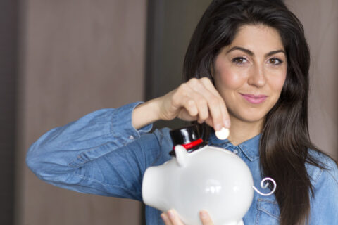 Everyday Money-Saving Strategies: Effective Tips for Achieving Financial Independence
